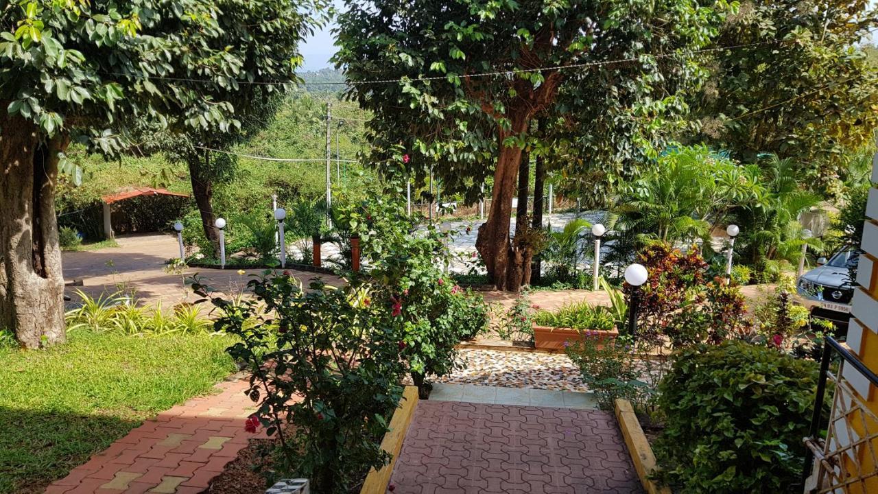 Cozywoods Hill Resort Banastarim ภายนอก รูปภาพ