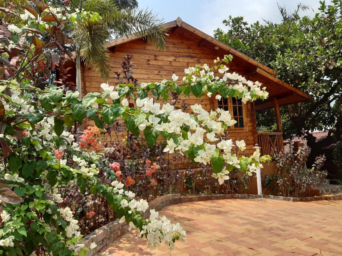 Cozywoods Hill Resort Banastarim ภายนอก รูปภาพ